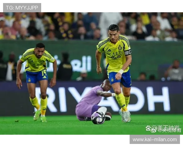 巴黎圣日耳曼—普拉蒂尼式传球直塞撕裂防线